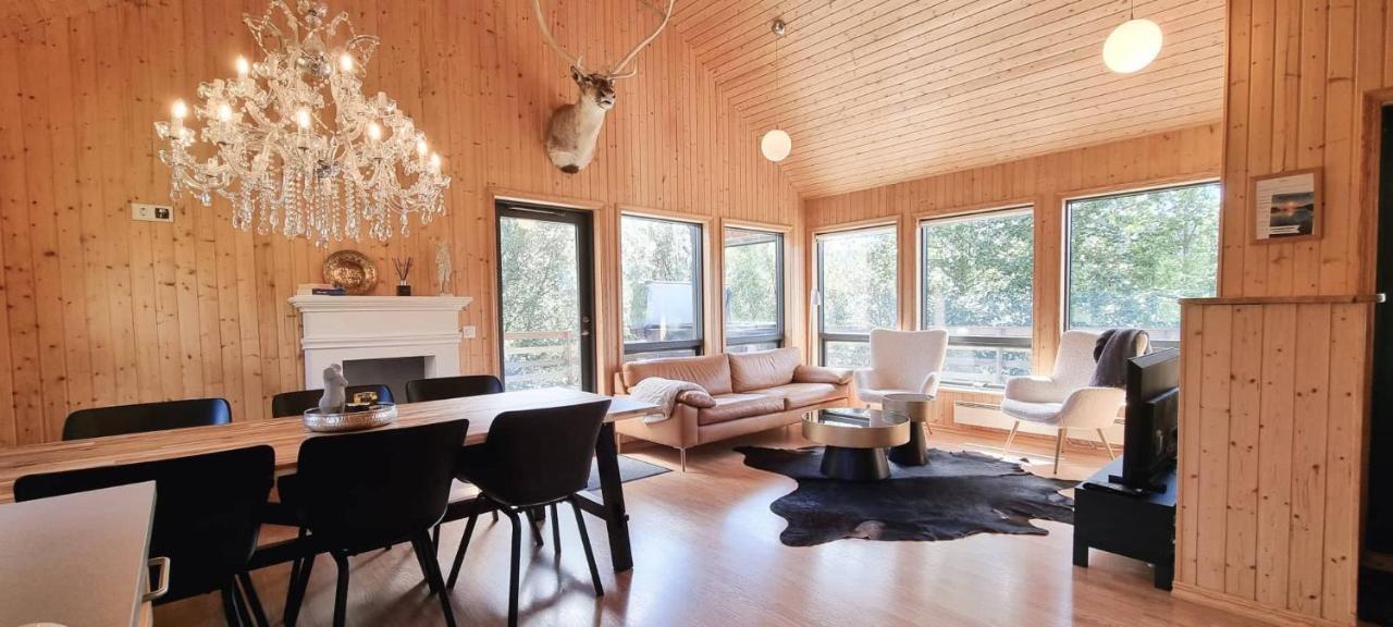 Dixon Nr. 7 / Dixon Sumarhus Nr. 7 @kirkjubraut Holiday home Talknafjordur
